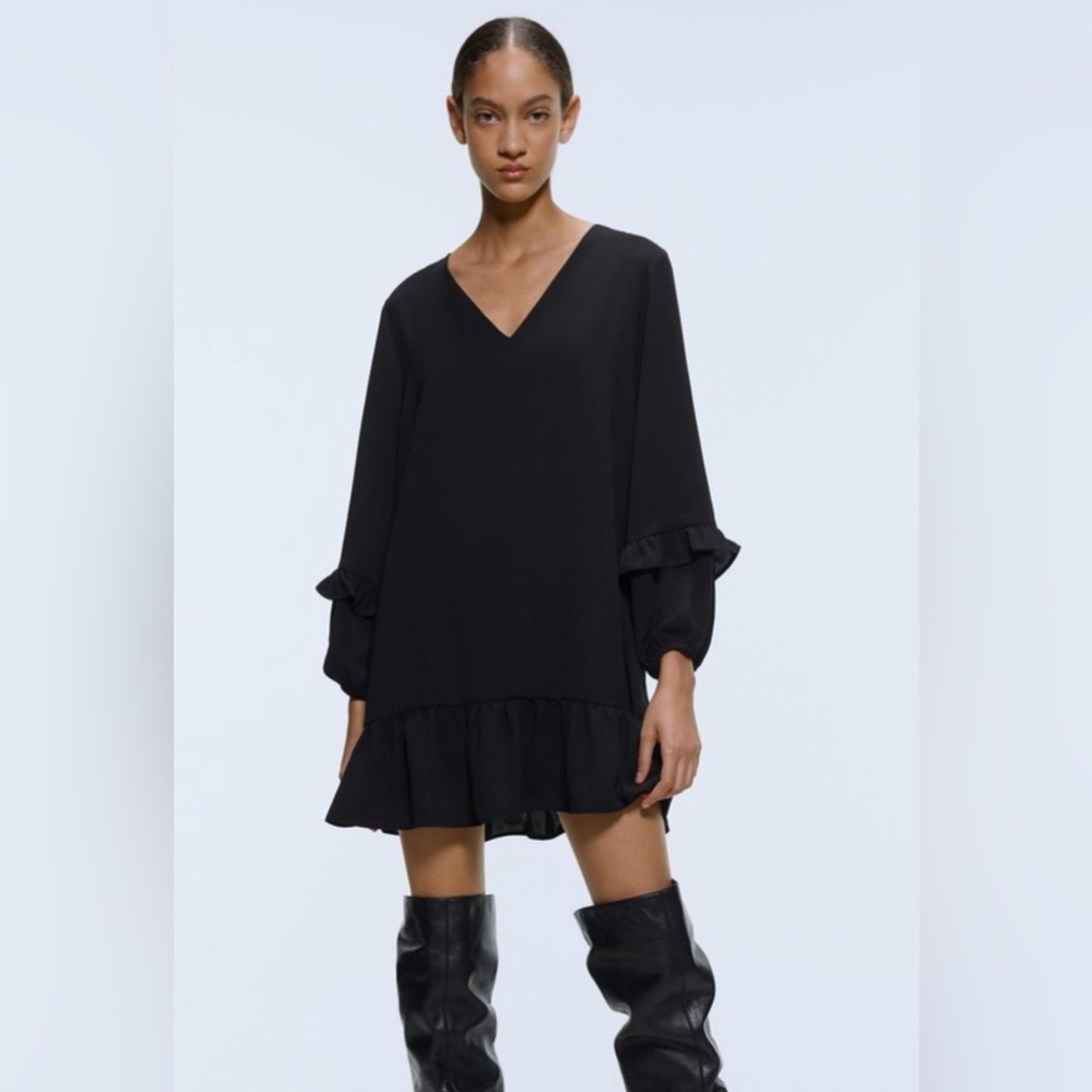 Zara V-Neck Long Sleeve Ruffled Shift Dress (Black, Size XL, Perfect Condition)